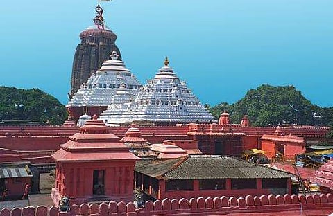 'പട്ടിണി കിടന്ന് ചാവുന്നതിലും ഭേദം ആത്മഹത്യയാണ്'; മരിക്കാന്‍ അനുവദിക്കണം എന്നാവശ്യപ്പെട്ട് പൂജാരി സുപ്രിം കോടതിയില്‍