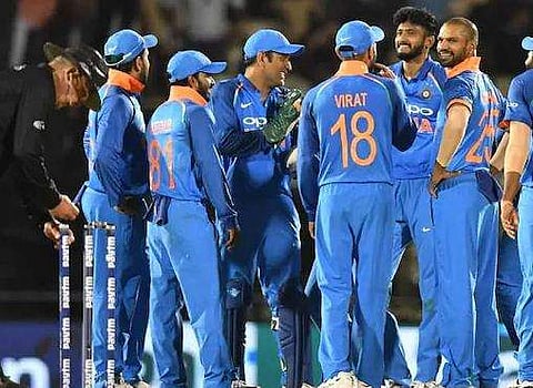 ടോസ് നേടിയിട്ടും തുടക്കം പിഴച്ച് വിന്‍ഡീസ്; രണ്ടക്കം കടക്കും മുമ്പേ വിക്കറ്റ് വീഴ്ച!