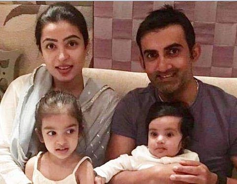 കുട്ടിയെപ്പോലെ റണ്ണൗട്ട്; നാണംകൊണ്ട് പപ്പ മുഖംപൊത്തി; സ്വയം ട്രോളി ഗംഭീര്‍