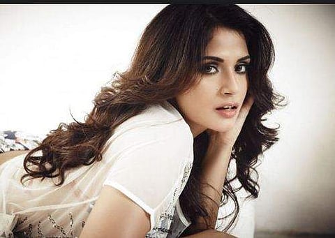 'ഹൈവെയ്സ്റ്റ് പാന്റ്‌സിട്ട എന്നോട് അതഴിച്ച് പൊക്കിള്‍ച്ചുഴി കാണിക്കാന്‍ പറഞ്ഞിട്ടുണ്ട്' ; തുറന്ന് പറഞ്ഞ് റിച്ച ഛദ്ദ