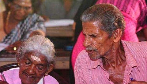 'കോപ്പിയടിക്കാനോ?, ഞാനോ? , അമ്മായിയോട് ഒരു സംശയം ചോദിച്ചതല്ലേ!'; ആ ഫോട്ടോയെക്കുറിച്ച് വിശദീകരണവുമായി രാമചന്ദ്രന്‍ പിളള 