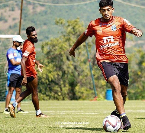 മീശ പിരിച്ചു ഡേവിഡ് ജെയിംസ് പറഞ്ഞു; ആ സമനില തീപ്പൊരിയാണ്, അതൊന്ന് ആളിക്കത്തിച്ചാൽ മതി വിജയം ഉറപ്പ്