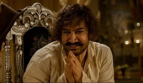 തഗ്‌സ് ഓഫ് ഹിന്ദുസ്ഥാന്‍ കാണാന്‍ ആളില്ല; പണം തിരികെ ആവശ്യപ്പെട്ട് തീയെറ്റര്‍ ഉടമകള്‍