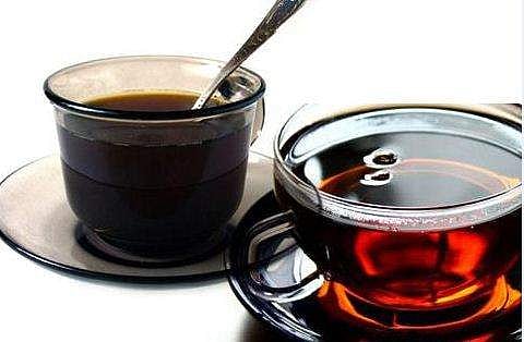 കട്ടന്‍ ചായയോ കട്ടന്‍ കാപ്പിയോ ശരീരഭാരം കുറയ്ക്കാന്‍ കൂടുതല്‍ കേമം? 