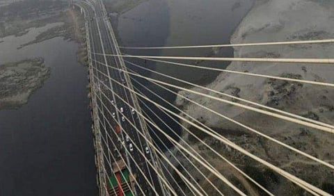 സിഗ്നേച്ചര്‍പാലത്തിന്റെ പടം മാറിപ്പോയി; ആംആദ്മി പാര്‍ട്ടിയുടെ ട്വീറ്റിന് ട്രോള്‍മഴ