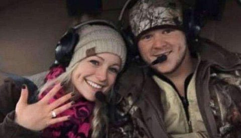 വിവാഹത്തിന് രണ്ട് മണിക്കൂര്‍ ശേഷം നവദമ്പതികള്‍ ഹെലികോപ്ടര്‍ തകര്‍ന്ന് മരിച്ചു (വീഡിയോ) 