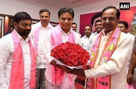 പിന്‍ഗാമി മകന്‍ തന്നെ ; കെ ടി രാമറാവുവിനെ ടിആര്‍എസ് വര്‍ക്കിംഗ് പ്രസിഡന്റായി നിയമിച്ചു ; ചന്ദ്രശേഖരറാവുവിന്റെ കണ്ണ് ഡല്‍ഹിയിലേക്ക് ?