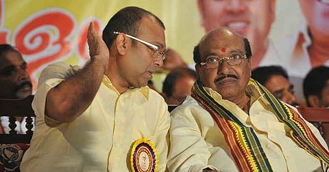 എന്‍ഡിഎയെ വെട്ടിലാക്കി എസ്എന്‍ഡിപി; തുഷാര്‍ വെള്ളാപ്പള്ളി വനിതാ മതിലില്‍ കൈകോര്‍ക്കും; വലിയ വര്‍ഗീയ പാര്‍ട്ടി ലീഗെന്നും വെള്ളാപ്പള്ളി