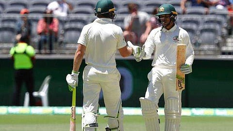 വിക്കറ്റിനായി ദാഹിച്ച് ഇന്ത്യ, ഓസ്‌ട്രേലിയ ലീഡ് 200 കടത്തി, ഉറച്ച് നിന്ന് പെയ്‌നും ഖവാജയും