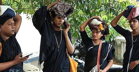 ദര്‍ശനം നടത്തി നാല് ട്രാന്‍സ്‌ജെന്‍ഡറുകള്‍