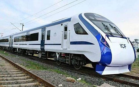 റെയില്‍വേയ്ക്ക് അഭിമാനനേട്ടം: മണിക്കൂറില്‍ 180 കിലോമീറ്റര്‍ വേഗത, റെക്കോഡ് സൃഷ്ടിച്ച് 'ട്രെയിന്‍ 18'