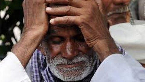 ആത്മഹത്യ ചെയ്ത കര്‍ഷകര്‍ എത്ര? കൈ മലര്‍ത്തി കേന്ദ്രം, വകുപ്പുകള്‍ തമ്മില്‍ പഴിചാരല്‍