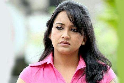 മീ ടൂ മൂവ്‌മെന്റിനോട് അനുകൂലിക്കുന്നില്ല, പ്രതികൂലിക്കുന്നുമില്ല: ലെന