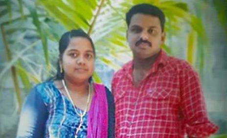  സനലിന്റെ ഭാര്യ സമരപ്പന്തലിൽ കുഴഞ്ഞുവീണു