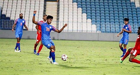 എഎഫ്‌സി ഏഷ്യാ കപ്പില്‍ പ്രതീക്ഷ നല്‍കി ഛേത്രിയും കൂട്ടരും, ഒമാനെ സമനിലയില്‍ തളച്ചു