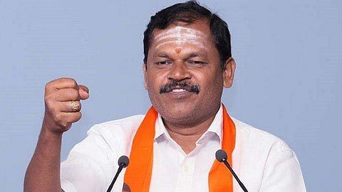 ശബരിമലയില്‍ യുവതികളെത്തിയാല്‍ മുസ്ലീപള്ളികളില്‍ ഹിന്ദു യുവതികള്‍ കയറും; പിണറായിയെ സ്ത്രീകള്‍ തടയും; ഭീഷണിയുമായി ഹിന്ദു നേതാവ്