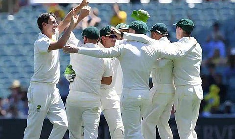 കളിയുടെ രണ്ടാംദിനം ഒരു റണ്‍സ് പോലും കൂട്ടിച്ചേര്‍ക്കാന്‍ കഴിയാതെ ഇന്ത്യ; 250 റണ്‍സിന് പുറത്ത് 