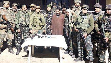 ഹിസ്ബുള്‍ ഭീകരന്‍ കശ്മീരില്‍ അറസ്റ്റില്‍; പിടിയിലായത് റിക്രൂട്ടിങ് തലവന്‍