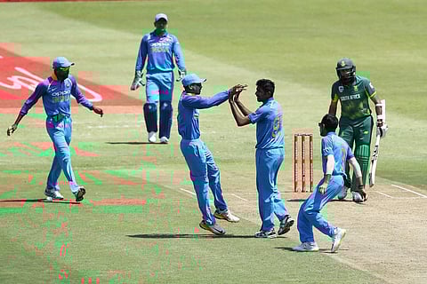 ഇന്ത്യയുടെ വിജയലക്ഷ്യം 270; ചരിത്രം വഴി മാറുമോ