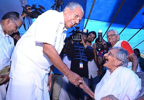 'ആരോഗ്യരംഗത്ത് കേരളാമോഡല്‍ തന്നെയാണ് രാജ്യത്തിന് മാതൃക എന്ന് ഒരിക്കല്‍ കൂടി തെളിഞ്ഞു' : മുഖ്യമന്ത്രി പിണറായി വിജയന്‍