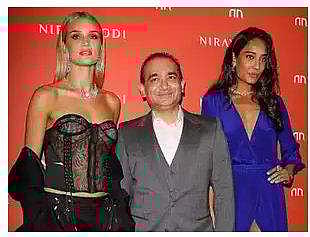 നീരവ് മോദിയും കുടുംബവും നാടുവിട്ടത് ജനുവരി ഒന്നിന് ; കേസിനെ കുറിച്ച് നേരത്തെ വിവരം ലഭിച്ചതായി സൂചന