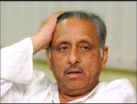 പാക് അനുകൂല പരാമര്‍ശം: മണിശങ്കര്‍ അയ്യര്‍ക്കെതിരെ രാജ്യദ്രോഹക്കേസ് 