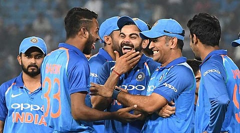 ചരിത്രം തിരുത്തി ഇന്ത്യ ; ദക്ഷിണാഫ്രിക്കയെ ആറു വിക്കറ്റിന് തകര്‍ത്തു