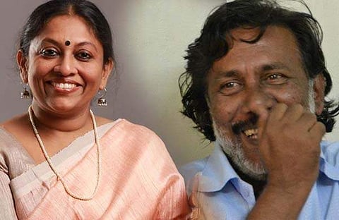 'എഡേ മിത്രോം, കുരീപ്പുഴയിപ്പോള്‍ ജാതി മതില്‍ പണിയാന്‍ പോയിക്കാണും'