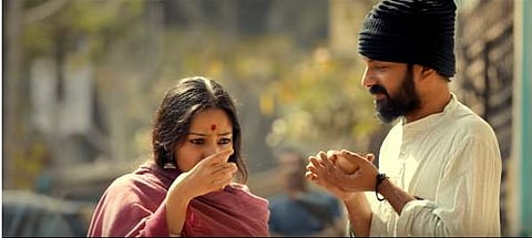 ബിജിബാലും ഹരിനാരായണനും പ്രധാനവേഷത്തിലെത്തുന്ന ചാരുലത: സംഗീതത്തിലലിയാം..