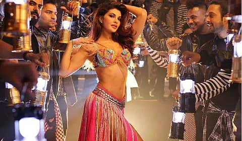 ഏക് ദോ തീന്‍... റീ ലോഡഡ്; മാധുരിയെ വെട്ടാന്‍ തകര്‍ത്താടി ജാക്വിലിന്‍;  പുതിയ ഗാനം പുറത്ത്