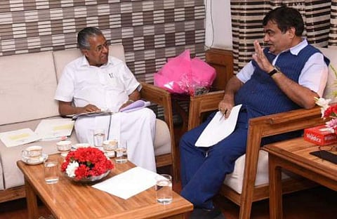 മുഖ്യമന്ത്രി - ഗഡ്കരി കൂടിക്കാഴ്ചയില്‍ കീഴാറ്റൂര്‍ വിഷയം ചര്‍ച്ചയായില്ല 