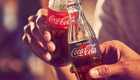 ഇനി കൊക്കോകോള കുടിച്ചാല്‍ പൂസാകും; ആദ്യമായി മദ്യം പുറത്തിറക്കാന്‍ ഒരുങ്ങി സോഫ്റ്റ് ഡ്രിംഗ് ബ്രാന്‍ഡ്