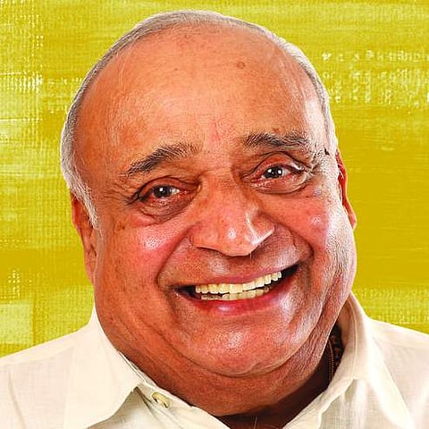 കര്‍ണാടകത്തില്‍ ജെഡിഎസ് ബിജെപിക്കൊപ്പം; എല്‍ഡിഎഫില്‍ പിന്നെ എങ്ങനെ തുടരനാകും: വീരേന്ദ്രകുമാര്‍