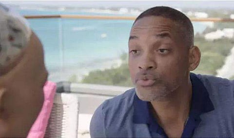 സോഫിയയെ ചുംബിക്കാന്‍ വില്‍ സ്മിത്തിന്റെ ശ്രമം; എന്നാല്‍ സംഭവിച്ചത് ഇതാണ്- വീഡിയോ കാണാം