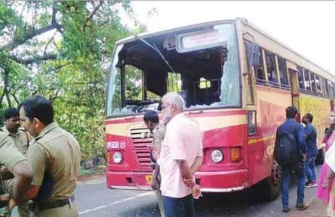 ഹര്‍ത്താലില്‍ കണ്ടത് സംഘപരിവാറിനെതിരായ പ്രതിഷേധം; അറസ്റ്റ് ചെയ്തവരെ വിട്ടയക്കണമെന്ന് സാംസ്‌കാരിക പ്രവര്‍ത്തകര്‍