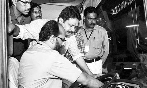 കെഎസ്ആര്‍ടിസി ബസില്‍ യാത്ര, രാത്രി മിന്നല്‍ റെയ്ഡ് ; ആദ്യദിനം സംഭവബഹുലമാക്കി പുതിയ എംഡി