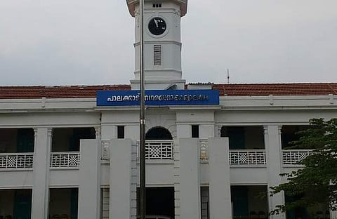 ഇത്തവണ സിപിഎം പിന്തുണ പിഴച്ചില്ല ; പാലക്കാട് നഗരസഭയിലെ രണ്ടാമത്തെ  അവിശ്വാസ പ്രമേയം പാസ്സായി 