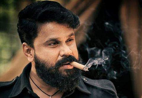 'മൂന്ന് മാസത്തെ സുനാമിയിലുണ്ടാക്കിയ താടിയാണത്, മാധ്യമങ്ങള്‍ക്ക് നന്ദി'; കമ്മാര സംഭവത്തിന്റെ താടിലുക്കിനെക്കുറിച്ച് ദിലീപ്