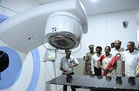 ജനറല്‍ ആശുപത്രിയില്‍ 15കോടി രൂപയുടെ യന്ത്രമെത്തി; എന്താണത്? എന്തിനാണത്?