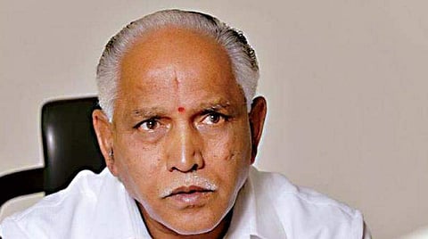 രാവിലെ യെദ്യൂരപ്പയ്‌ക്കൊപ്പം,വൈകീട്ട് കോണ്‍ഗ്രസ് ക്യാമ്പില്‍; സ്വതന്ത്രന്റെ മലക്കം മറിച്ചലില്‍ അമ്പരന്ന് ബിജെപി