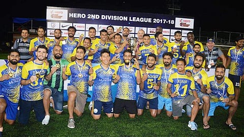 ഐലീഗിലേക്ക് കശ്മീര്‍ ചേരുവയും; ചരിത്രം കുറിച്ച് റയല്‍ കശ്മീര്‍ എഫ്‌സി