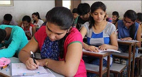 സ്വാശ്രയ കരാര്‍ ഒപ്പിട്ടു;  50 ശതമാനം സീറ്റുകള്‍ സര്‍ക്കാരിന്, ഫീസില്‍ മാറ്റമില്ല