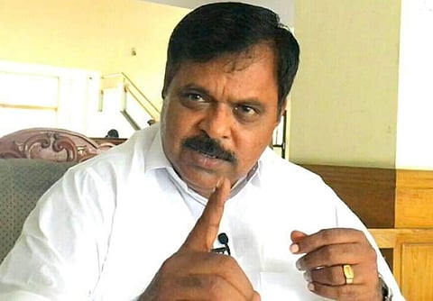 രാഷ്ട്രീയകാര്യ സമിതി ചേരുന്നത് കൊണ്ട് ഫലമില്ല; സമിതിയില്‍ ഉള്ളവര്‍ വാര്‍ത്തകള്‍ സൃഷ്ടിക്കാന്‍ മാത്രം താത്പര്യമുളളവര്‍:ജോസഫ് വാഴയ്ക്കന്‍