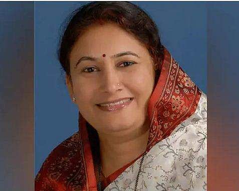 രജപുത്ര വിഭാ​ഗക്കാരെ എലികളോട് ഉപമിച്ചു ബിജെപി മന്ത്രി; മൂക്കും ചെവിയും അരിയുമെന്ന് കർണിസേന