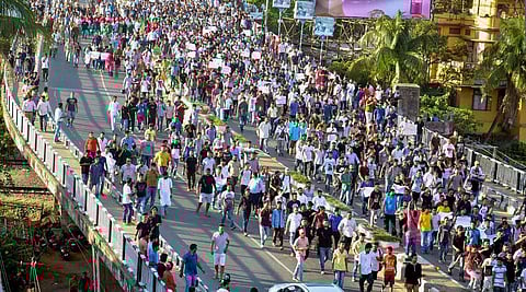 കുട്ടികളെ തട്ടിക്കൊണ്ടുപോകുന്നവരാണെന്ന് ആരോപിച്ച് ത്രിപുരയില്‍ ചെറുപ്പക്കാരനെ ആള്‍ക്കൂട്ടം തല്ലിക്കൊന്നു; രണ്ടുപേരുടെ നില ഗുരുതരം