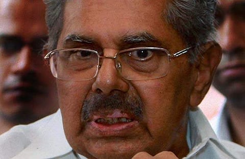 ആംബുലന്‍സ് അഴിമതി; വയലാര്‍ രവിയുടെ മകനെതിരെ സിബിഐ കുറ്റപത്രം സമര്‍പ്പിച്ചു