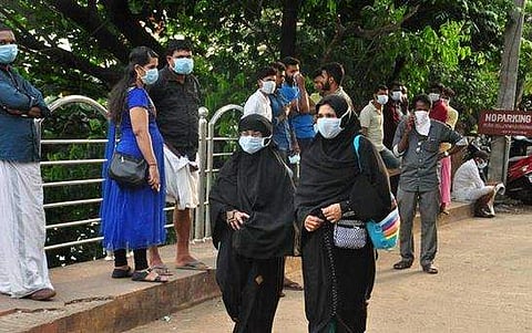 നിപ്പ പേടി; കുഴഞ്ഞു വീണയാള്‍ ചോരയൊലിപ്പിച്ച് ബസ് സ്‌റ്റോപ്പില്‍ കിടന്നത് മൂന്ന് മണിക്കൂര്‍