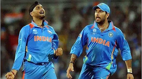 കൃത്യമായി കരണ്ട് ബില്‍ അടയ്ക്കണം, യുവിയെ ട്രോളി ഹര്‍ഭജന്‍