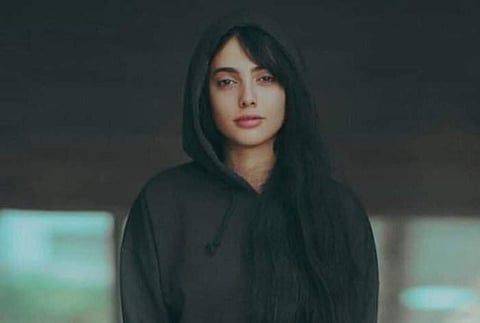 നൃത്തം ചെയ്യുന്ന വീഡിയോ ട്വിറ്ററില്‍ പോസ്റ്റ് ചെയ്തു: പെണ്‍കുട്ടിയെ അറസ്റ്റ് ചെയ്ത് ജയിലിലടച്ചു