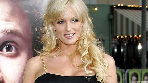 നിശാ ക്ലബ് നൃത്തതിനിടെ അപമര്യാദയായി പെരുമാറിയെന്നാരോപിച്ച് അറസ്റ്റിലായ സ്റ്റോമി ഡാനിയല്‍സിനെ വിട്ടയച്ചു 